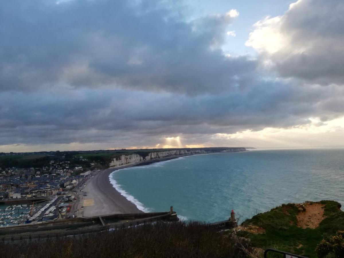 L Echappee Belle En Normandie, Au Coeur Historique De Fécamp Exteriör bild